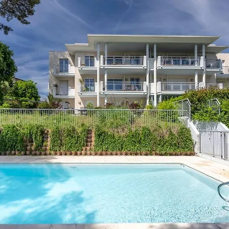 La Belle - Two Bedroom * Antibes