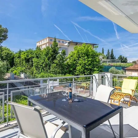 La Belle - Two Bedroom Antibes