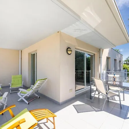 La Belle - Two Bedroom * Antibes